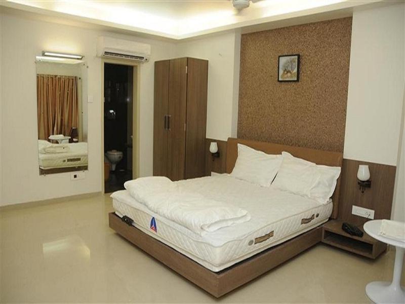 Royal Inn Ankleshwar 外观 照片
