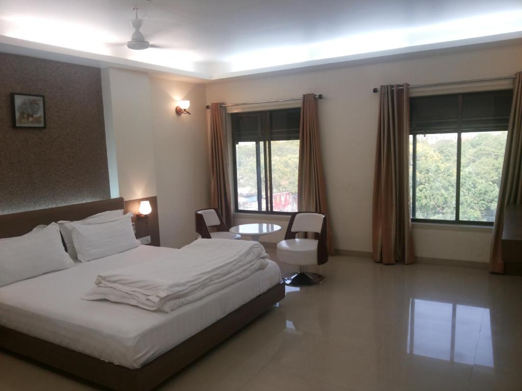 Royal Inn Ankleshwar 外观 照片