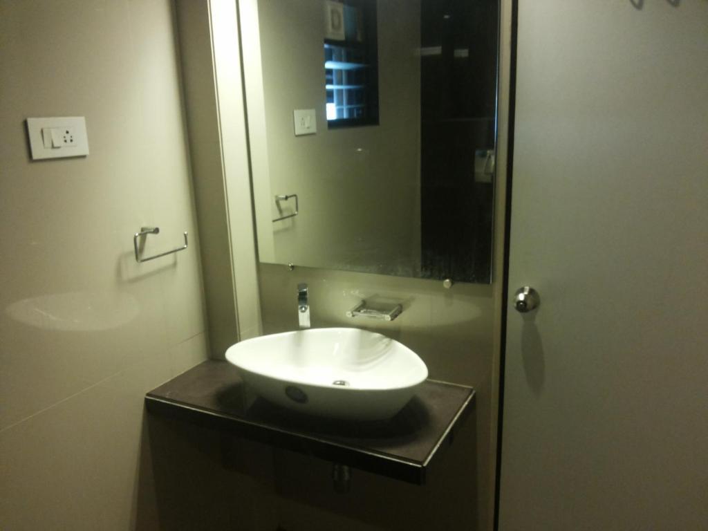 Royal Inn Ankleshwar 外观 照片