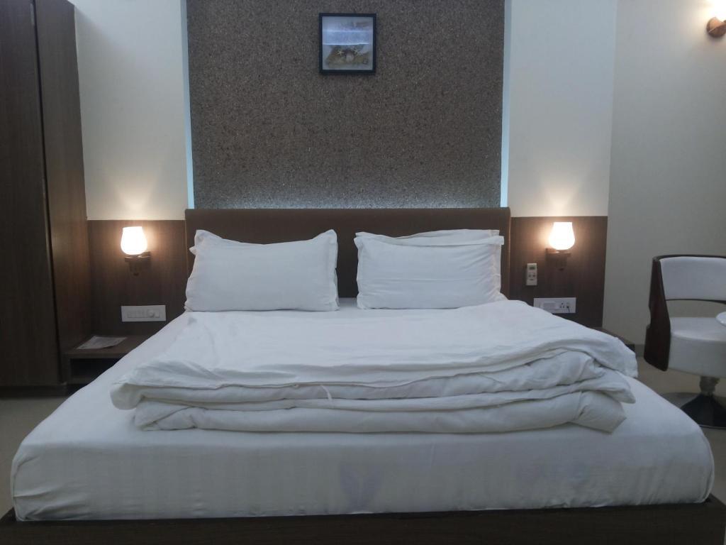 Royal Inn Ankleshwar 客房 照片